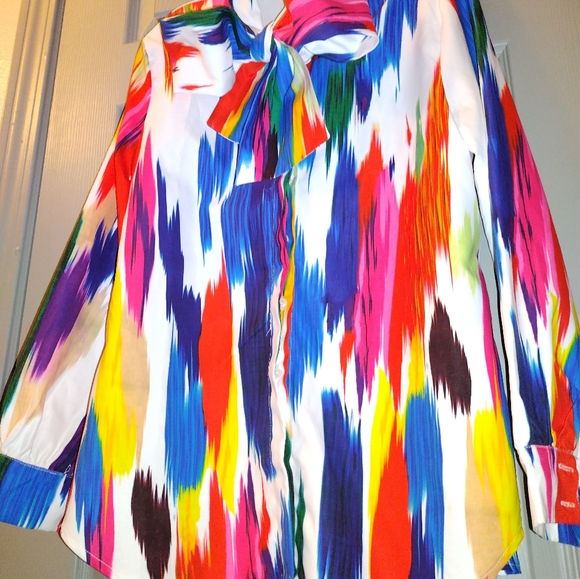 Tailor Made Pussy Bow Blouse With Wow Factor. - Picture 2 of 11